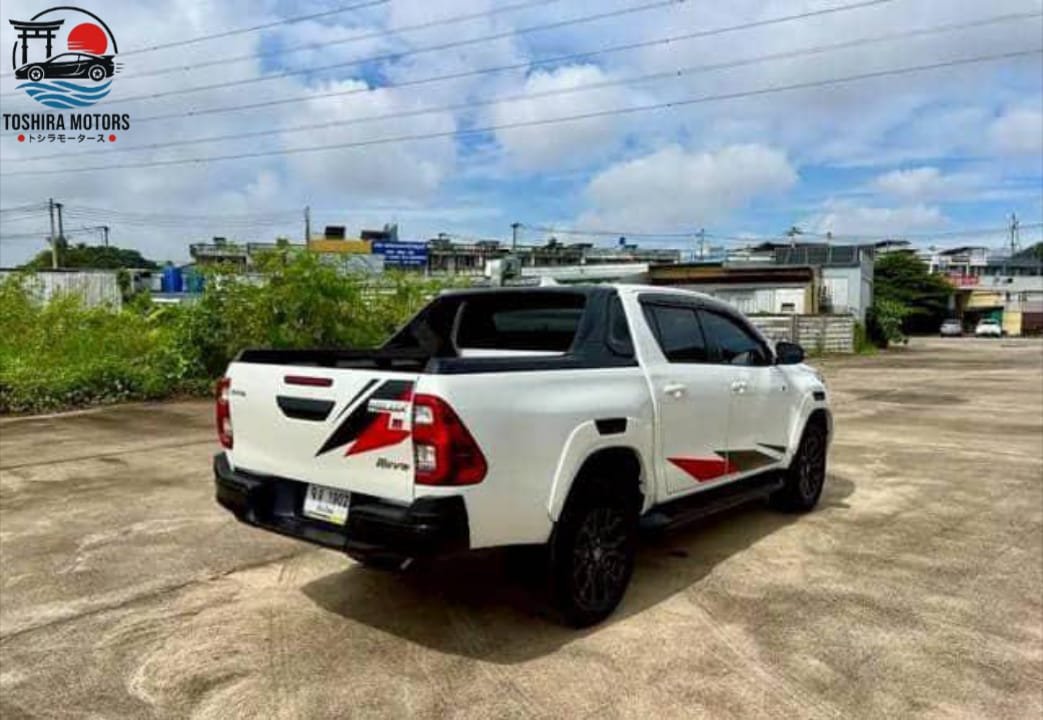 
								TOYOTA HILUX 2.8 GR REVO DOUBLE CAB 2022 full									