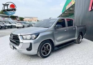 TOYOTA HILUX 2.4 J REVO DOUBLE CABIN 2023