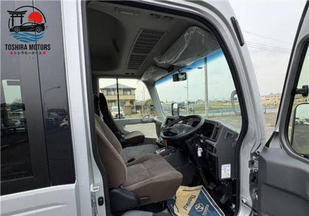 
								2025 TOYOTA COASTER full									