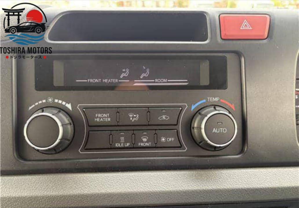 
								2025 TOYOTA COASTER full									