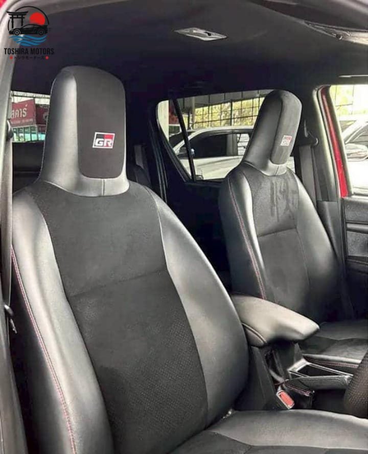 
								TOYOTA HILUX 2.8 GR REVO DOUBLE CAB 2022 full									