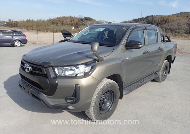 
								2021 TOYOTA HILUX X WCAB full									