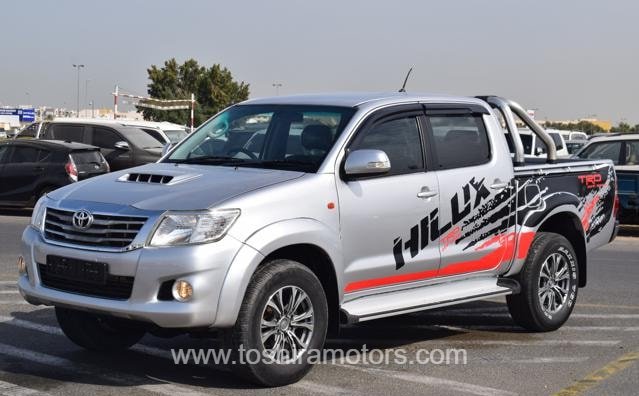 
								2014 TOYOTA HILUX full									