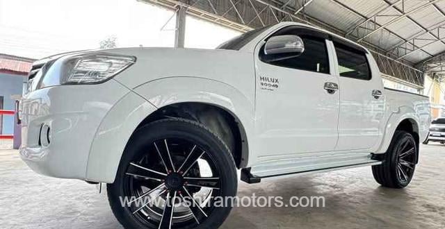 
								2011 TOYOTA HILUX 3.0 G VIGO DOUBLE CAB full									