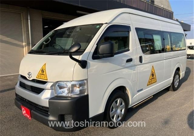 
								2023 TOYOTA HIACE VAN 418/1.5TSS full									