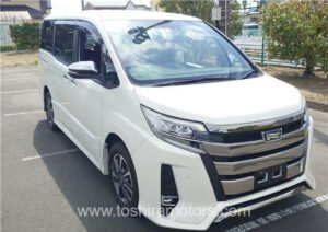 TOYOTA NOAH TSS 