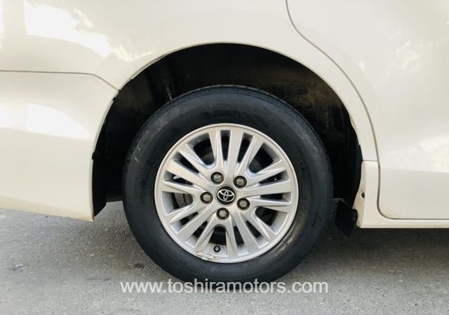 
								2015 TOYOTA NOAH G full									