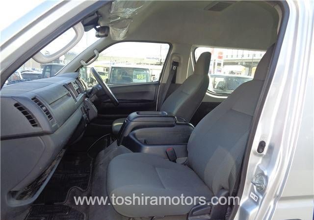 
								2018 TOYOTA HIACE VAN DX14 full									
