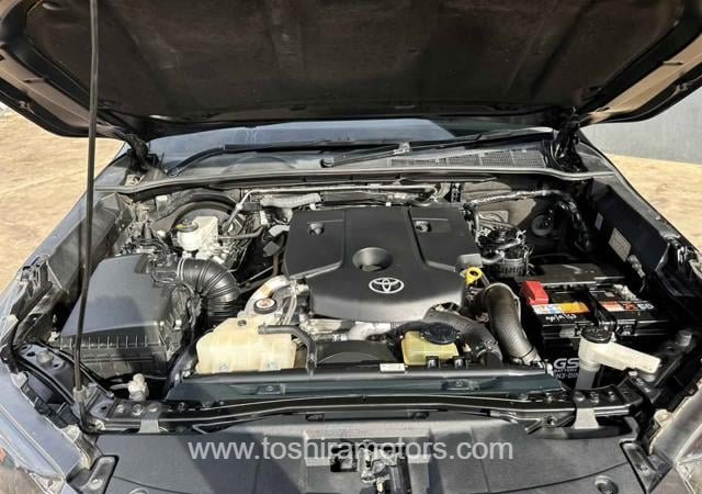 
								2020 TOYOTA HILUX 2.4 E REVO DOUBLE CAB full									