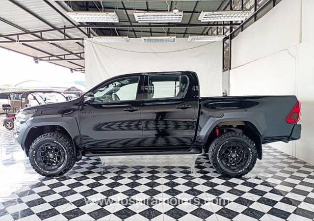 
								2024 TOYOTA HILUX 2.8 GR DOUBLE CAB full									