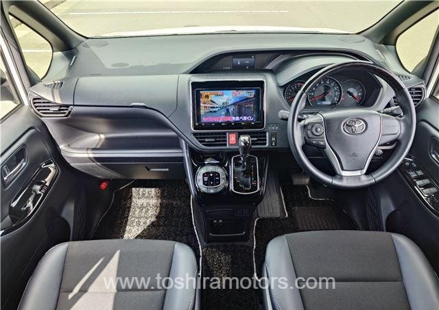 
								TOYOTA NOAH TSS  full									