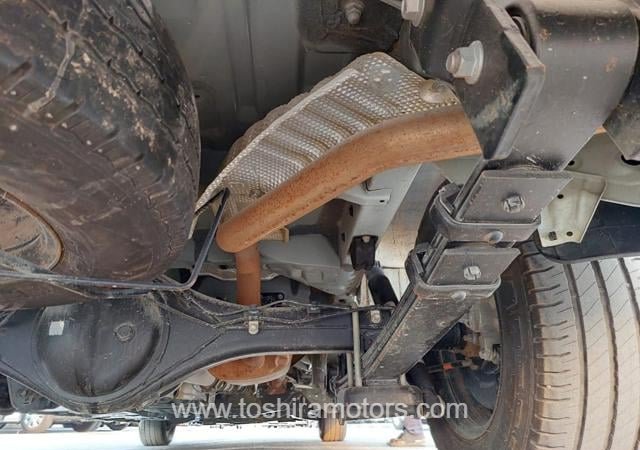 
								2021 TOYOTA HIACE COMMUTER full									