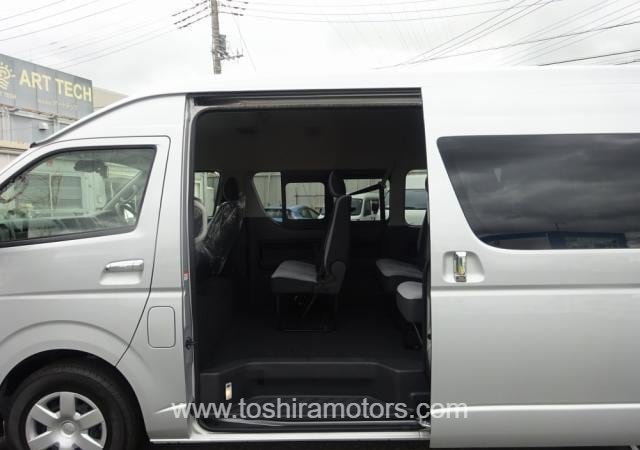 
								2024 TOYOTA HIACE VAN full									
