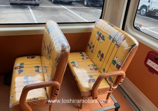 
								2015 TOYOTA HIACE VAN 212/1.5 full									