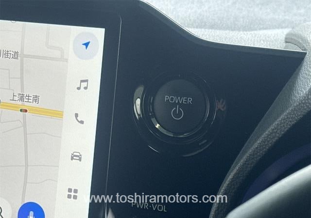 
								2025 TOYOTA VOXY full									