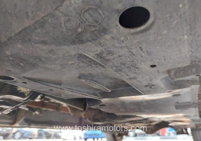 
								2021 TOYOTA HIACE COMMUTER full									