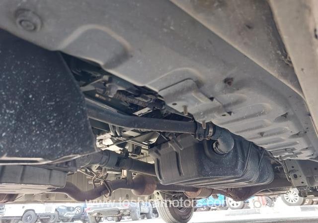 
								2016 TOYOTA HIACE COMMUTER POWER SLIDE PASSENGER DOOR full									