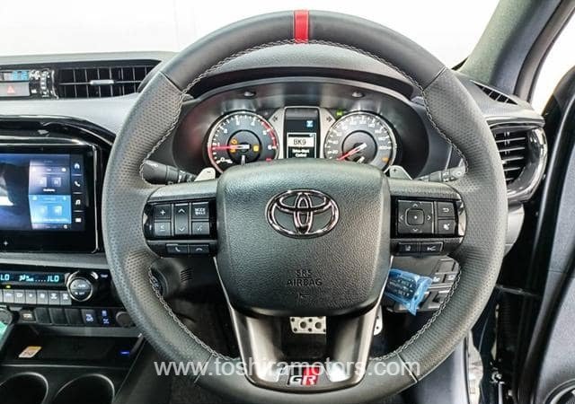 
								2024 TOYOTA HILUX 2.8 GR DOUBLE CAB full									