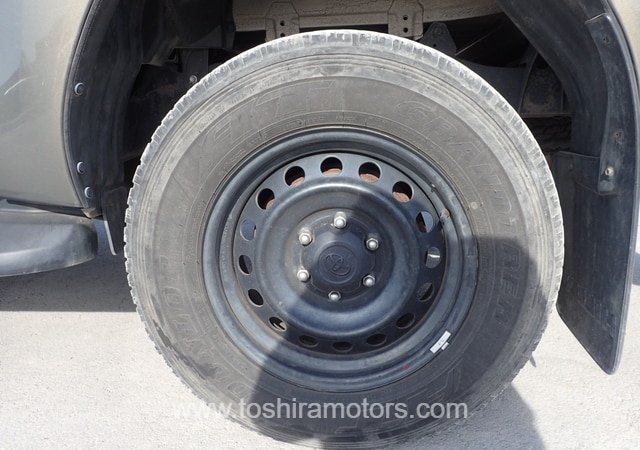 
								2021 TOYOTA HILUX X WCAB full									