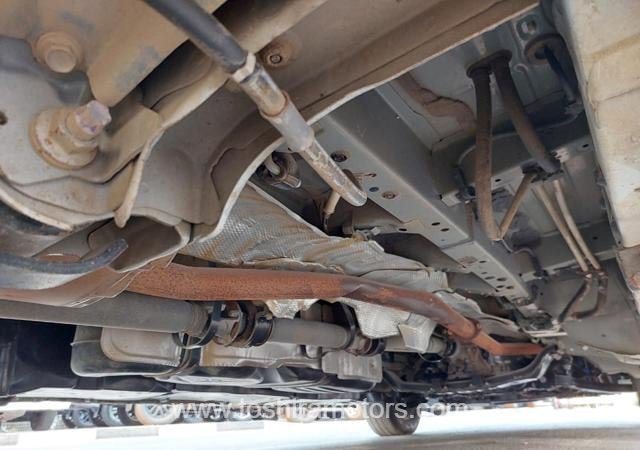 
								2021 TOYOTA HIACE COMMUTER full									