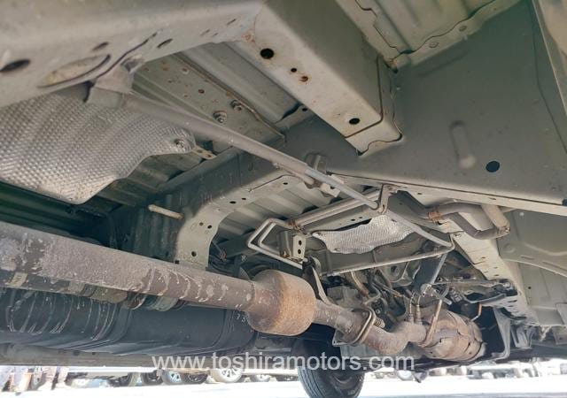 
								2016 TOYOTA HIACE COMMUTER POWER SLIDE PASSENGER DOOR full									