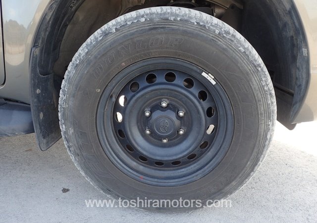 
								2021 TOYOTA HILUX X WCAB full									