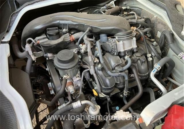 
								2023 TOYOTA HIACE VAN 418/1.5TSS full									