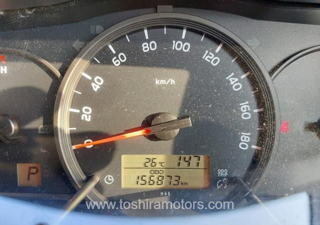 
								2015 TOYOTA HIACE COMMUTER full									