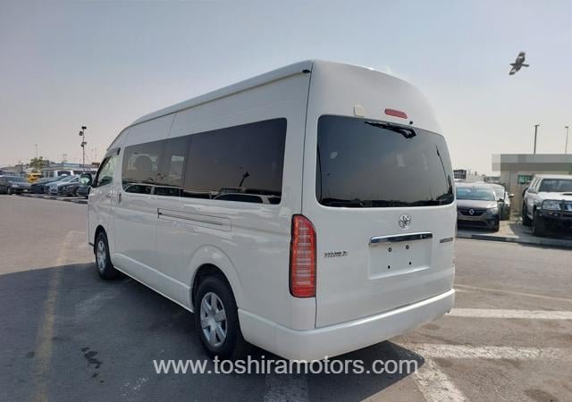 
								2016 TOYOTA HIACE COMMUTER POWER SLIDE PASSENGER DOOR full									