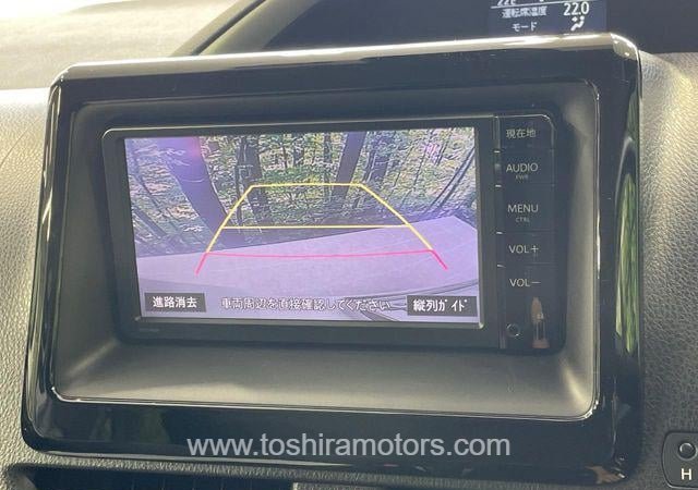 
								2016 TOYOTA VOXY ZS full									