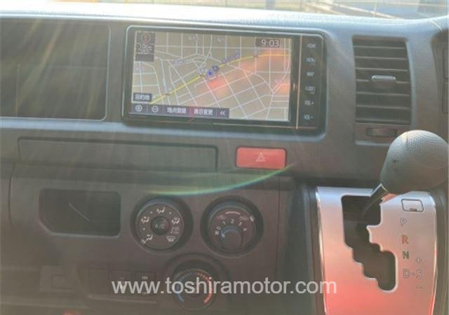 
								2023 TOYOTA HIACE VAN 418/1.5TSS full									