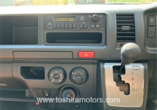 
								2019 TOYOTA HIACE VAN 212/1.5 full									