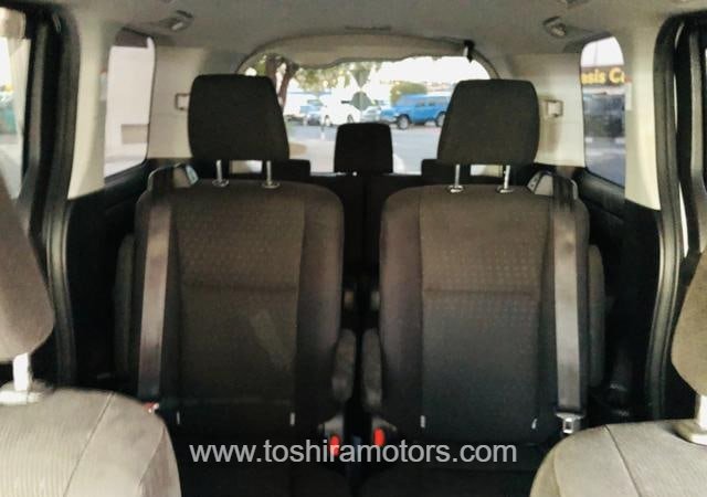 
								2015 TOYOTA NOAH G full									
