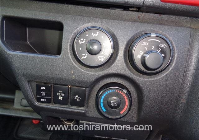 
								2018 TOYOTA HIACE VAN DX14 full									