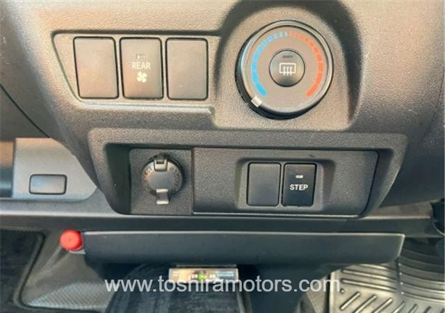 
								2019 TOYOTA HIACE VAN 212/1.5 full									