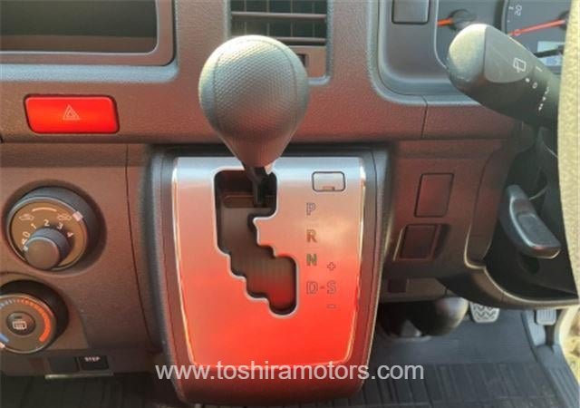 
								2020 TOYOTA HIACE VAN WD212/1.5 full									