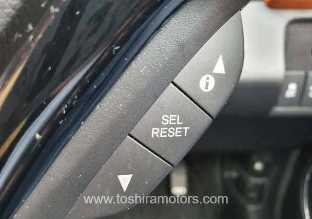 
								2014 HONDA VEZEL 1.5A Z HYBRID full									