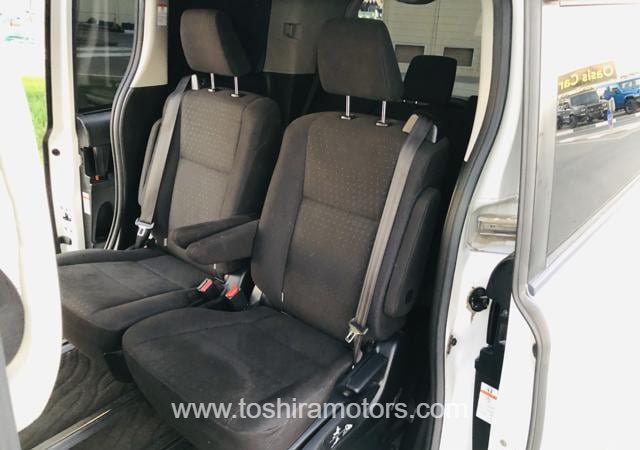 
								2015 TOYOTA NOAH G full									