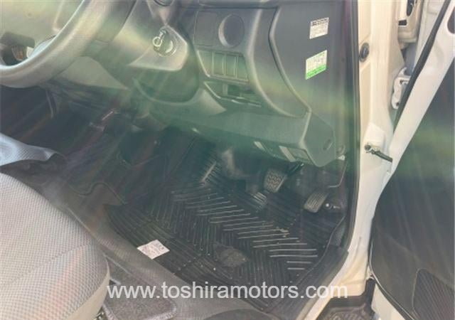 
								2019 TOYOTA HIACE VAN 212/1.5 full									