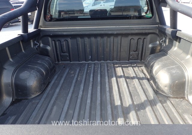 
								2021 TOYOTA HILUX X WCAB full									