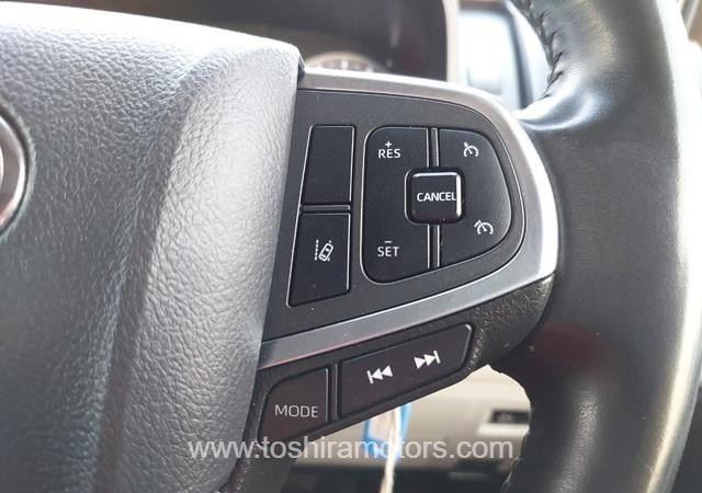 
								2021 TOYOTA HIACE COMMUTER full									