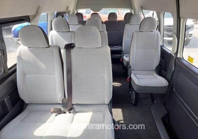 
								2016 TOYOTA HIACE COMMUTER POWER SLIDE PASSENGER DOOR full									