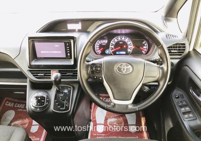 
								2015 TOYOTA NOAH G full									