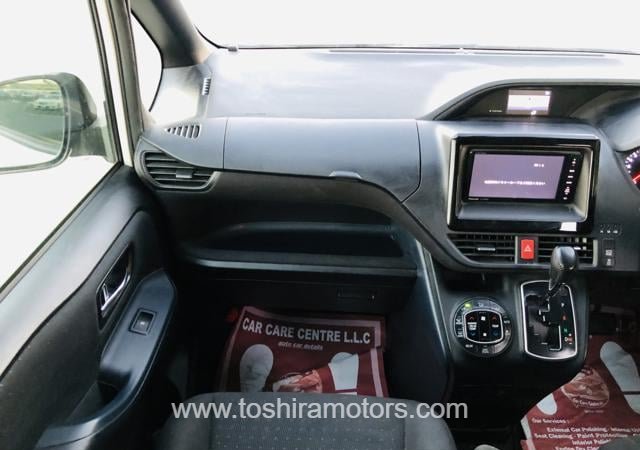 
								2015 TOYOTA NOAH G full									