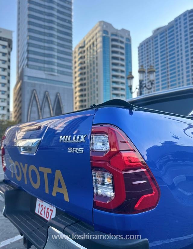 
								2016 TOYOTA HILUX SR5 full									