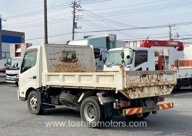 
								HINO DUTRO SAFETY DUMPER full									
