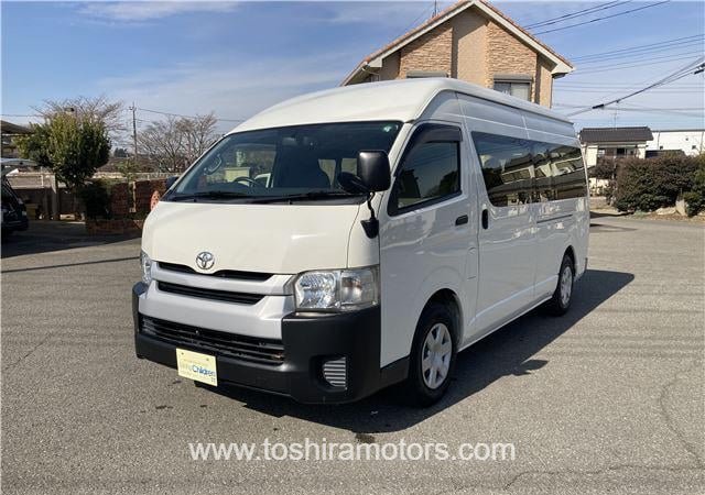 
								2022 TOYOTA HIACE VAN | PARKING SENSOR | BACK CAMERA full									