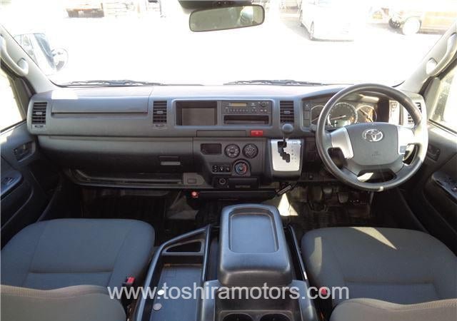 
								2018 TOYOTA HIACE VAN DX14 full									