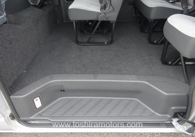 
								2024 TOYOTA HIACE VAN full									