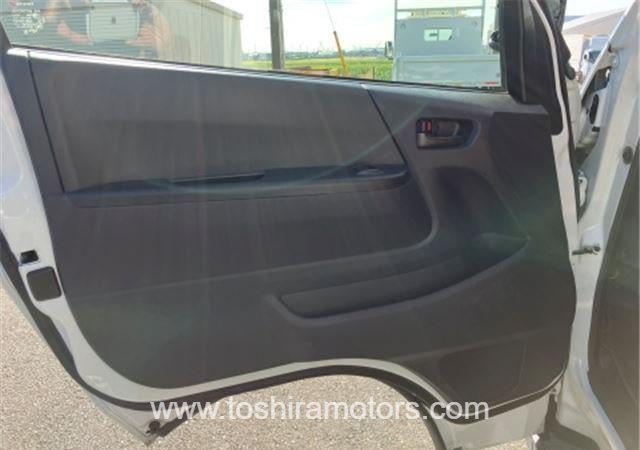 
								2019 TOYOTA HIACE VAN 212/1.5 full									